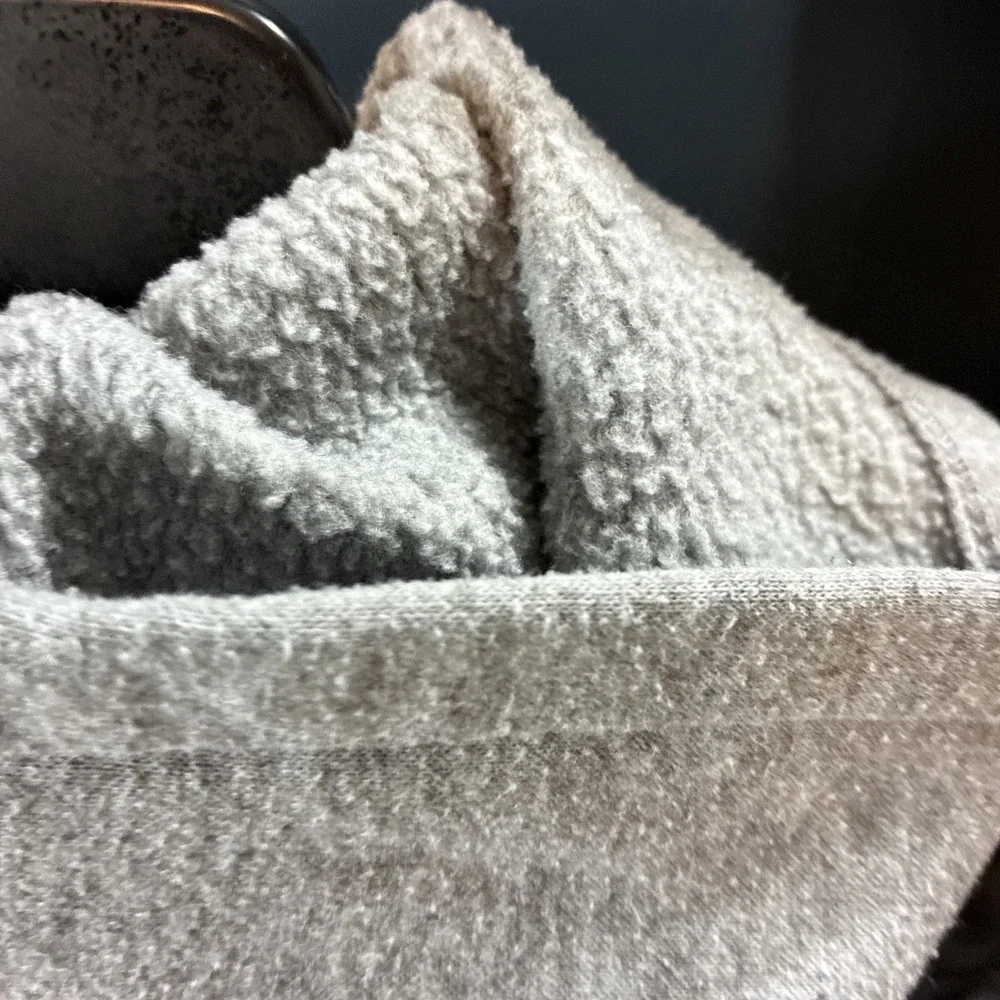 Carter's Boys Black And‎ Grey Winter Jacket Size 6